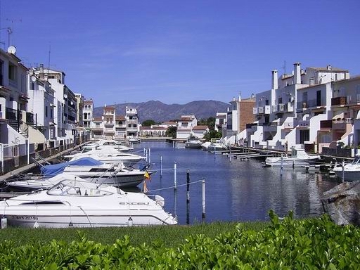 family holidays catalonia empuriabrava