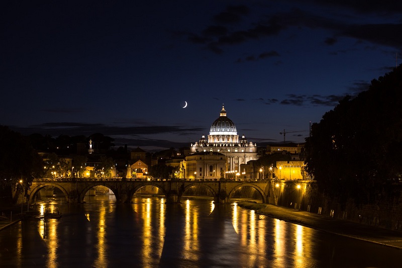 Rome night river