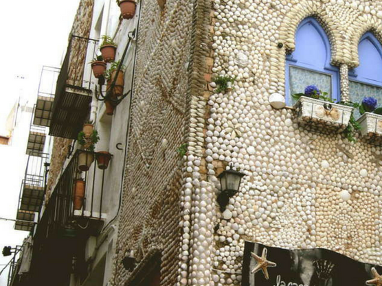 the house of shells photos of peñíscola