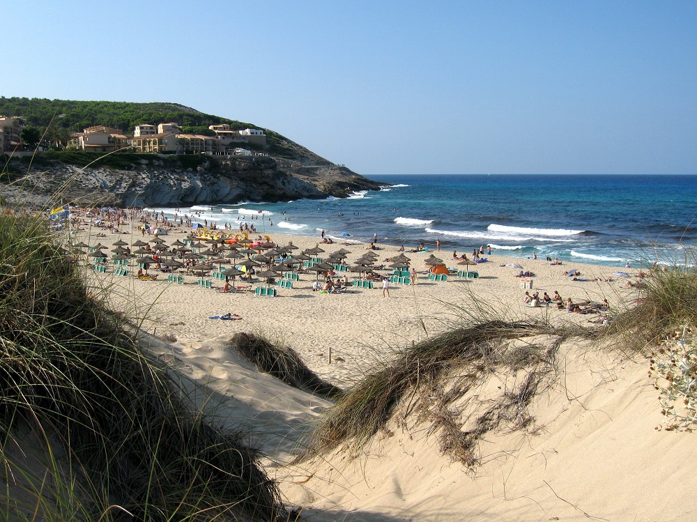 naturist beaches in minorca north of the island