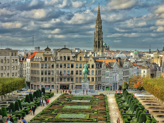 things to do in brussels city square