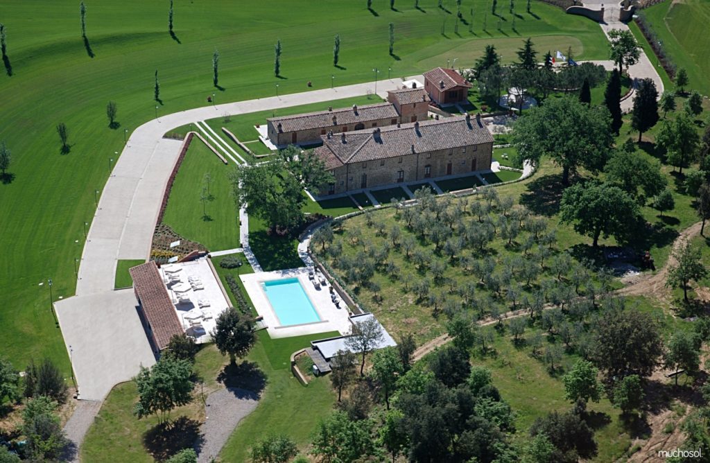 holiday homes tuscany luxury