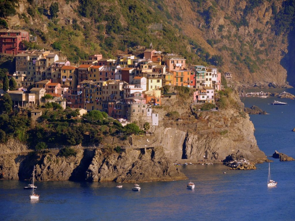 towns of cinque terre corniglia