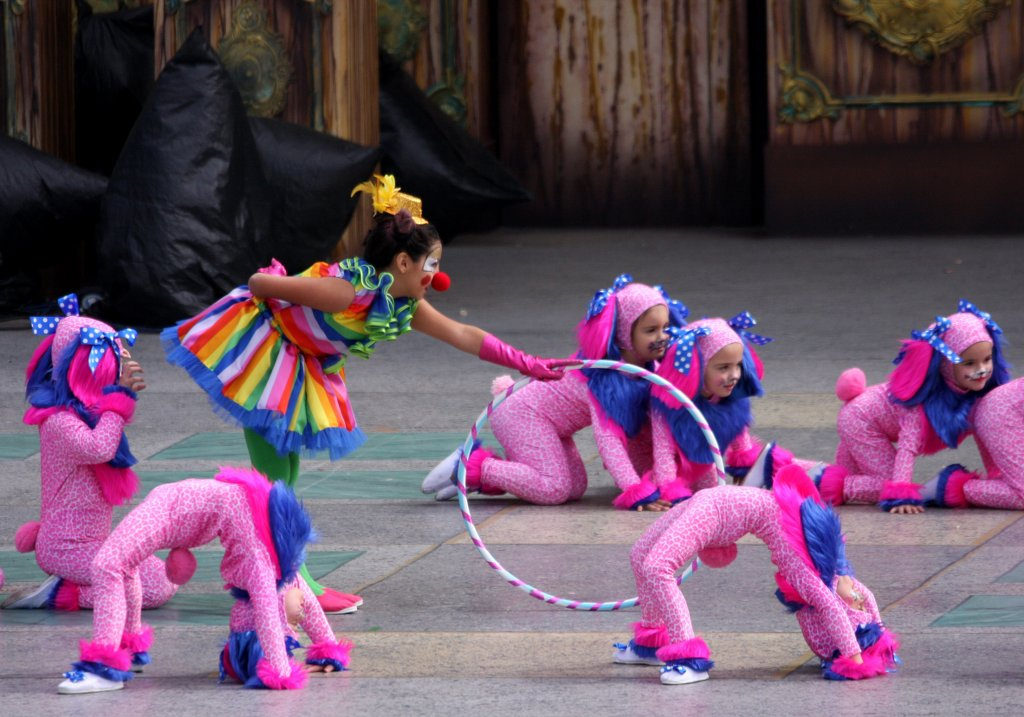 gran canaria with kids carnival of las palmas