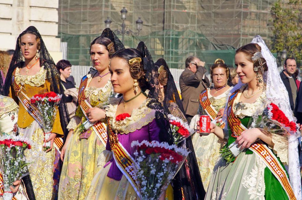 falleras fallas valencia