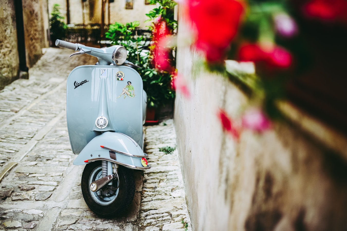 scooter vespa tour in italy