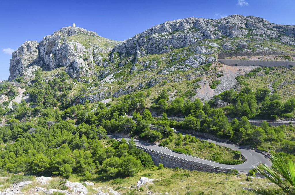 beautiful cycling destinations majorca