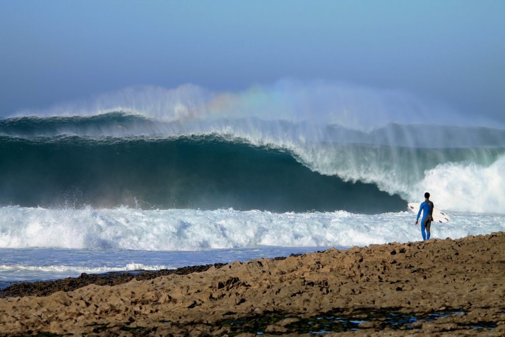 surf spots in portugal coxos