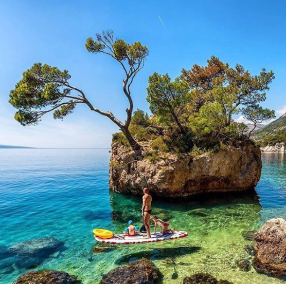 beaches in croatia brela