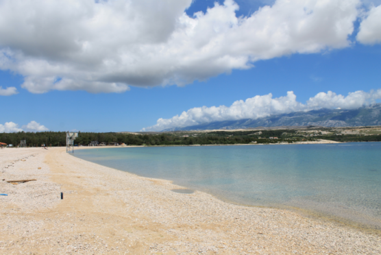 beaches-in-croatia-zrce-Croatie-Muchosol