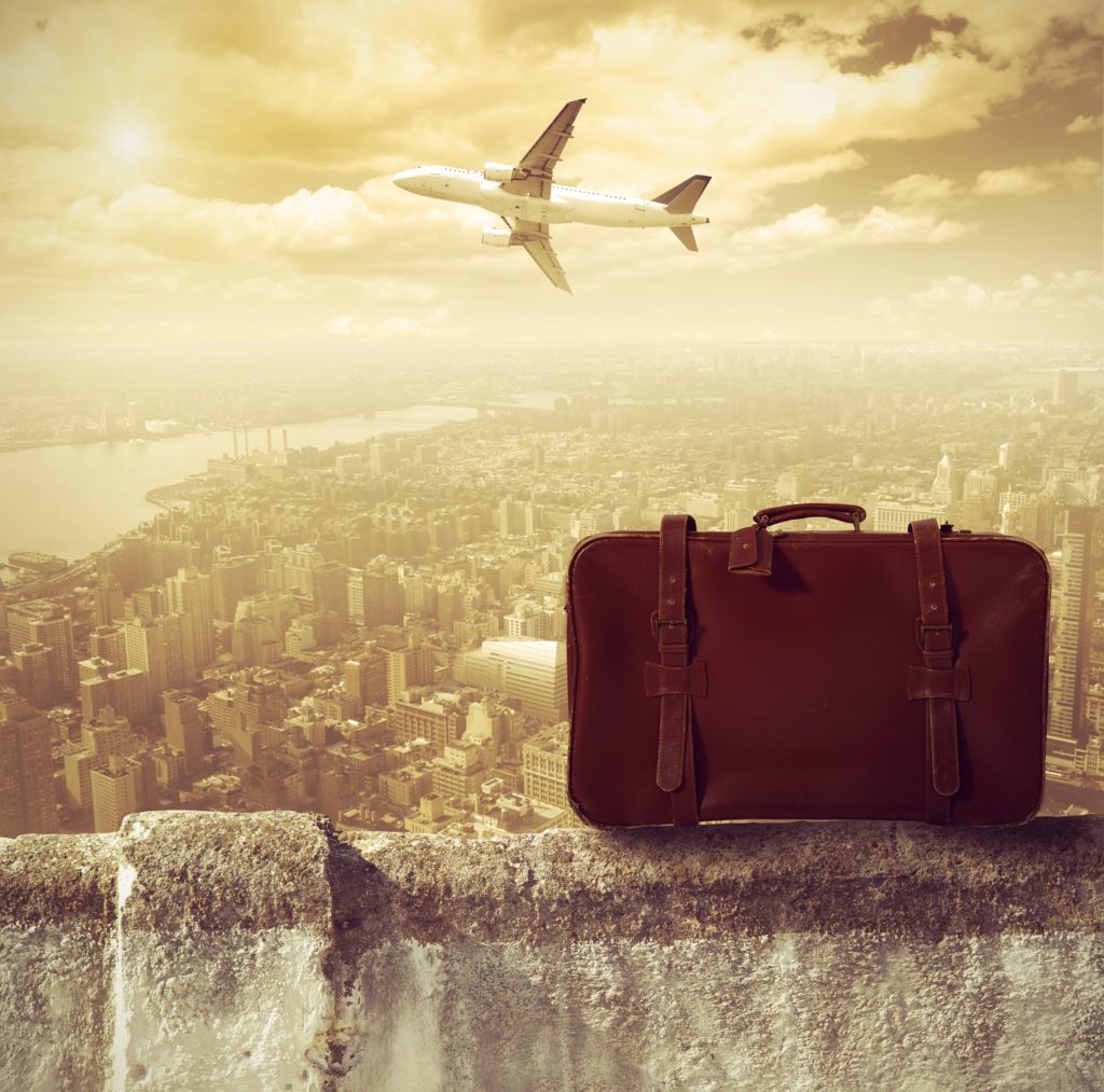Suitcase-airplane-website-discounts
