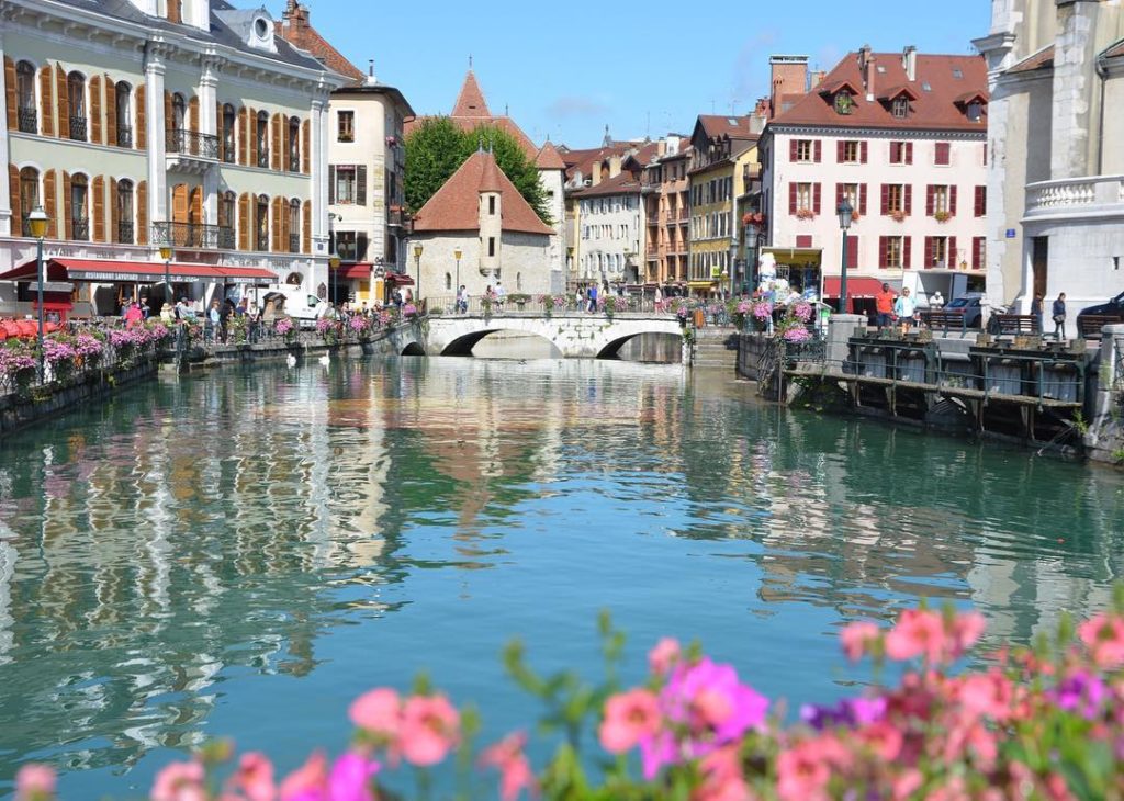 interesting facts about annecy