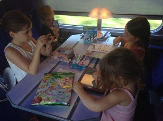 recommendations for travelling by train with children